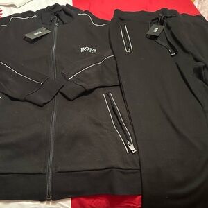 Size small Hugo boss men’s zip sweater and matching joggers